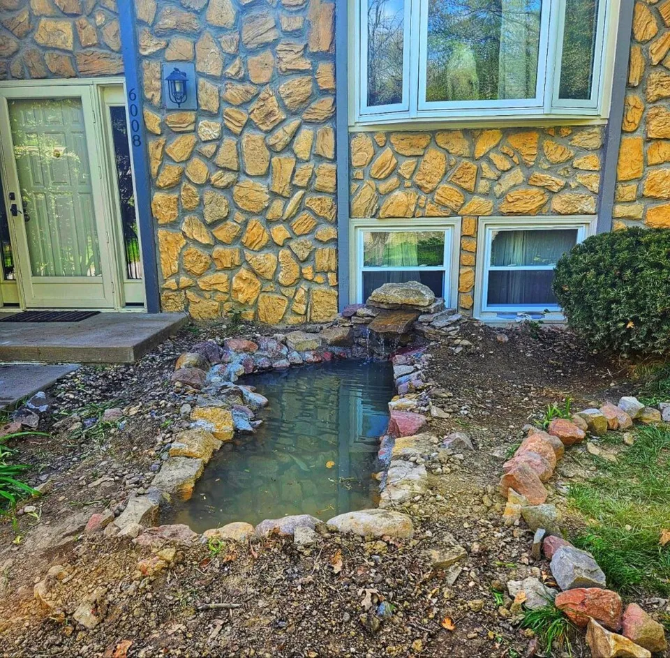 Backyard pond Landscaping USA 12