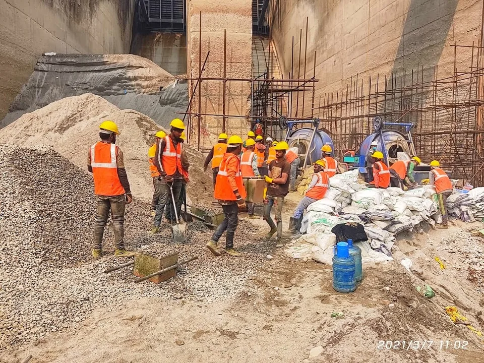 Concreting MMHPS 1