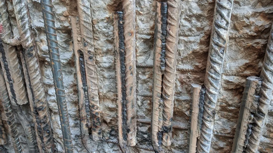 Welding Re bars s